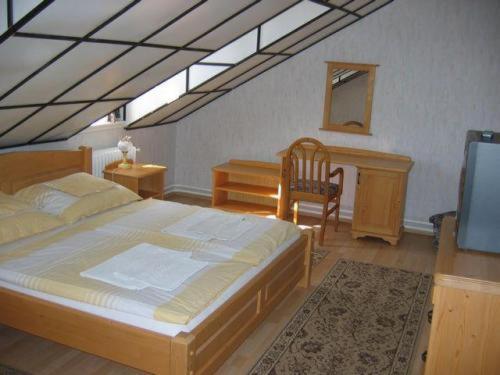 Sziget Hotel&Restaurant Tarjan Servis gambar